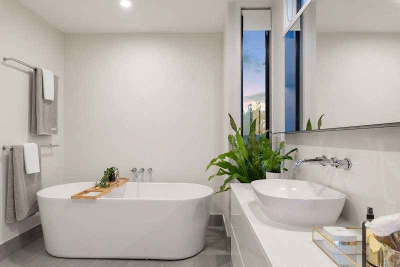 Baño reformado con plato de ducha